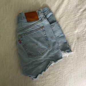 LEVI’S 501 denim shorts